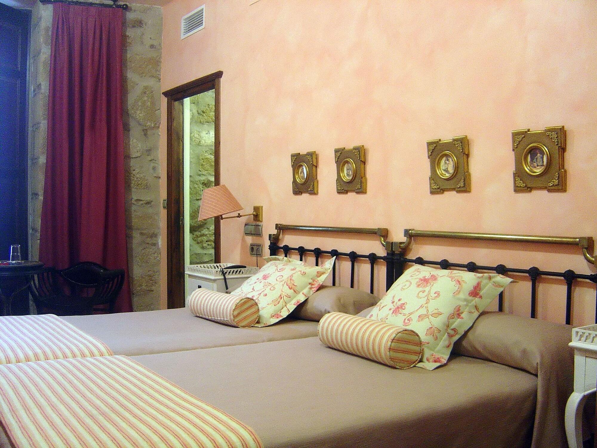 Hotel Cetina Palacio De Los Salcedo Баеза Екстериор снимка